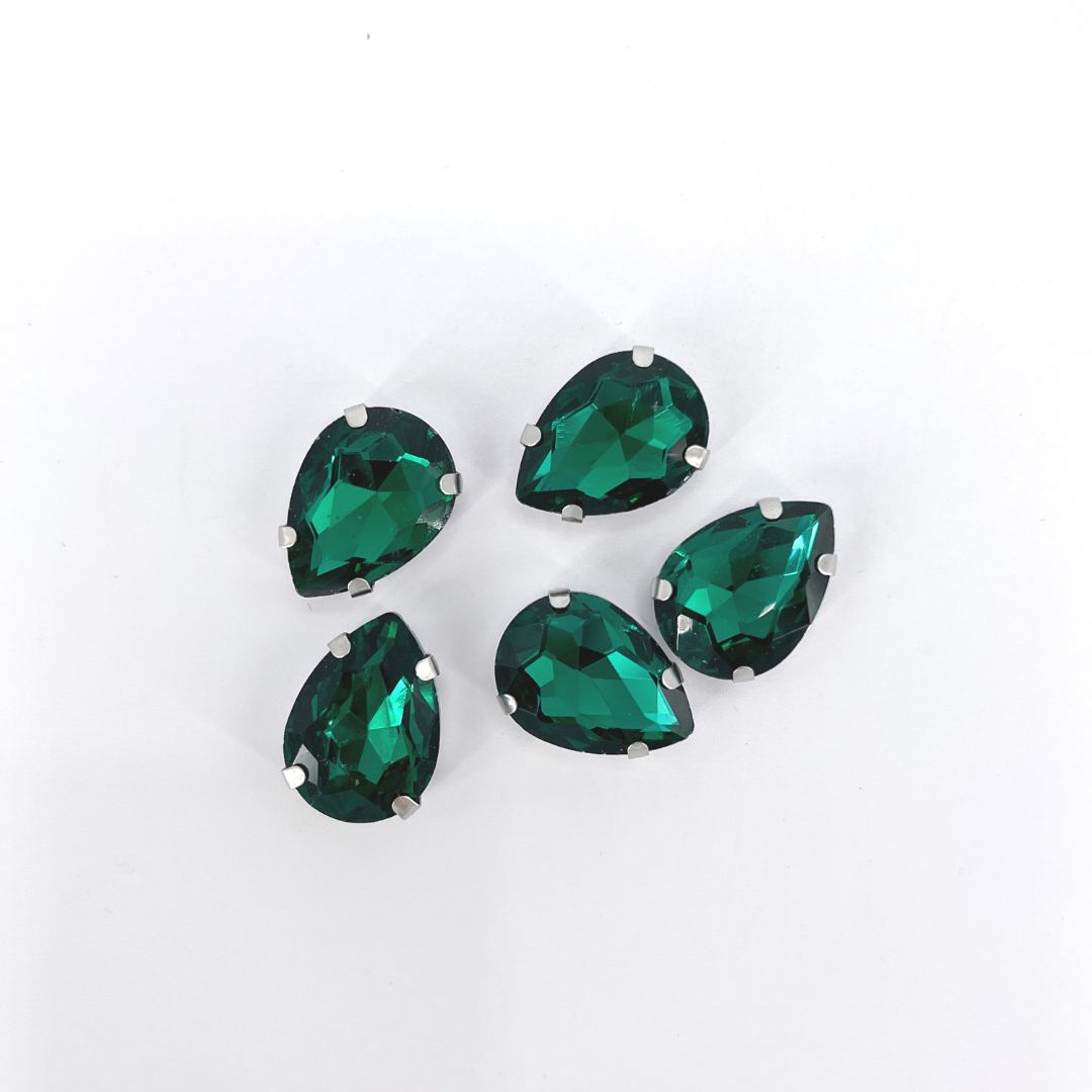 Glass Claw Teardrop - GREEN ZIRCON