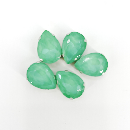 Candy Claw Teardrop - PERIDOT