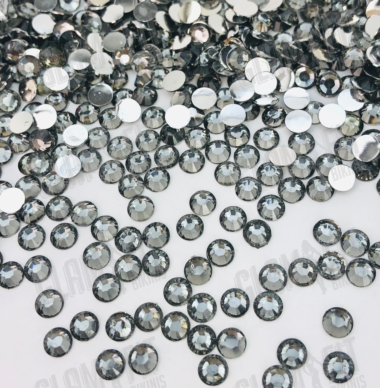 Standard Crystal - GREY
