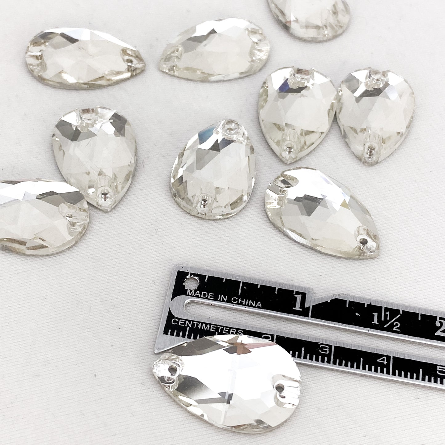 Glass Teardrop Flat Back - CRYSTAL CLEAR